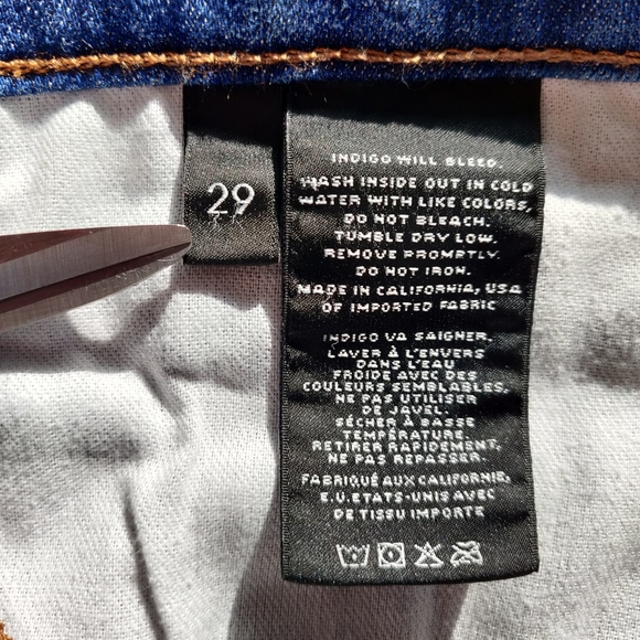 J Brand Mid-rise Jeans - Picture 7 of 8